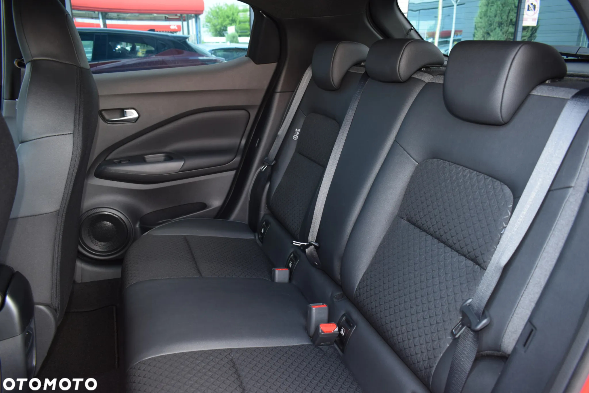 Nissan Juke 1.0 DIG-T N-Connecta DCT - 17