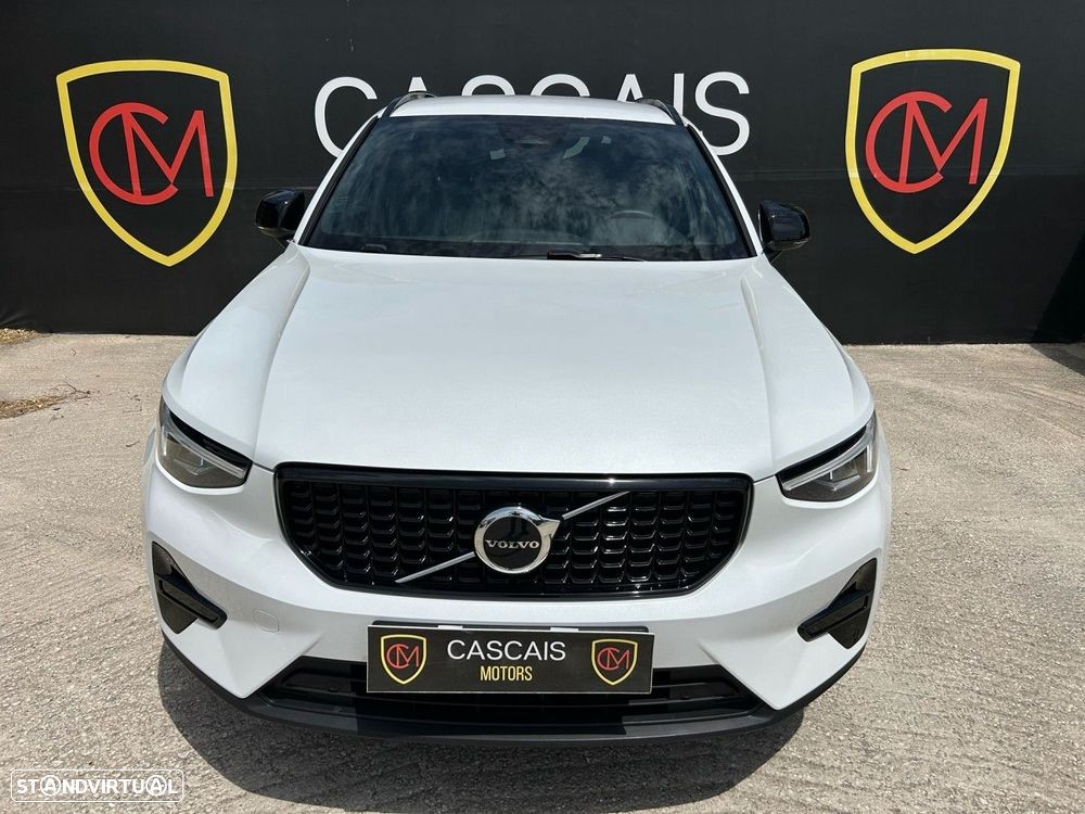 Volvo XC 40 2.0 B3 Plus Dark - 8