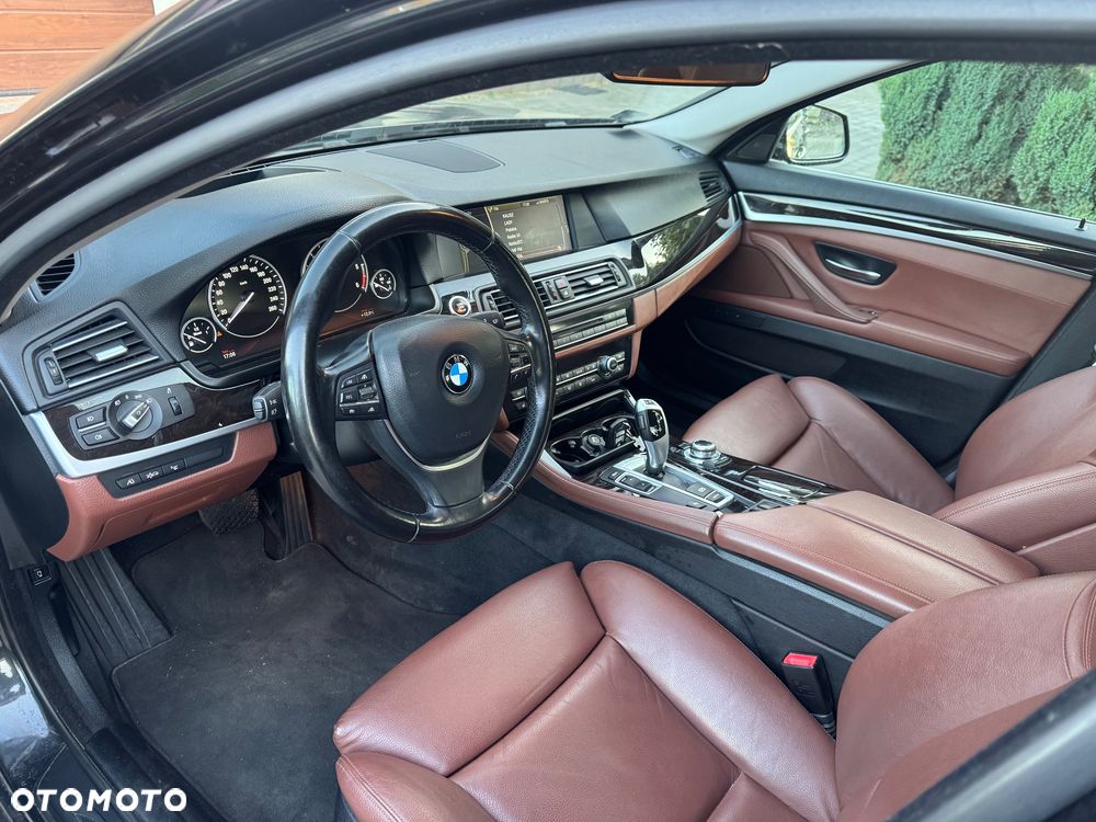 BMW Seria 5 535d Sport-Aut Luxury Line - 5