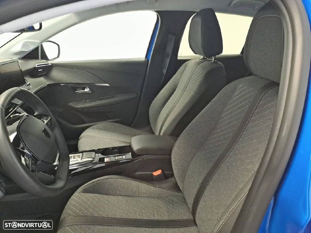 Peugeot 208 - 9