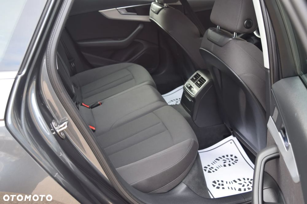 Audi A4 Avant 2.0 TDI DPF S line Sportpaket - 37