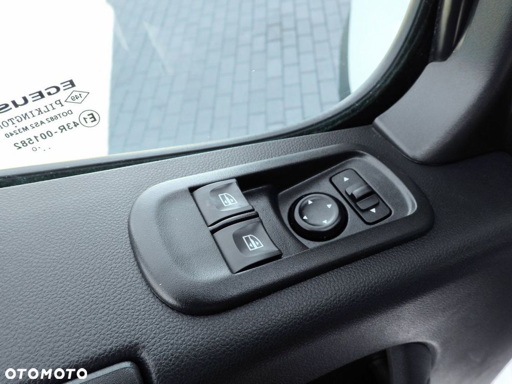 Renault MASTER PLANDEKA 10 PALET WEBASTO TEMPOMAT LEDY PNEUMATYKA KLIMATYZACJA  165KM - 27