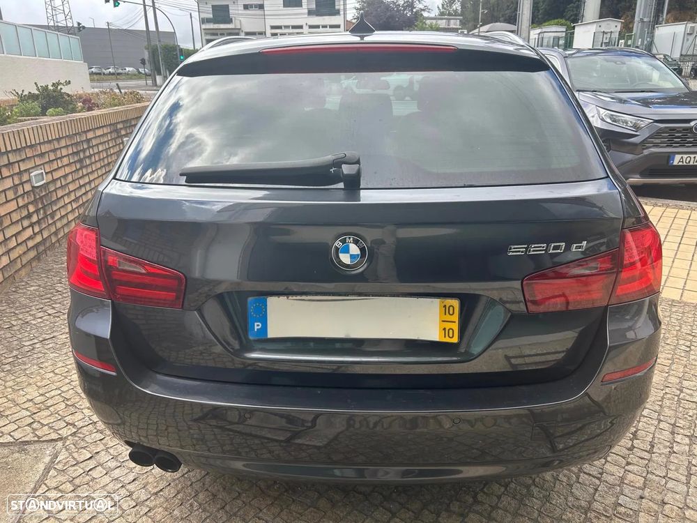 BMW 520 d Exclusive Auto 129g - 11