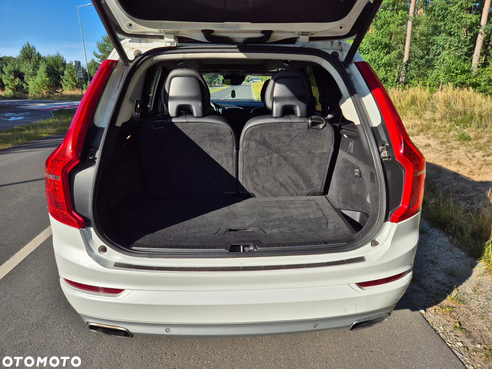 Volvo XC 90 T6 AWD Momentum 7os - 24