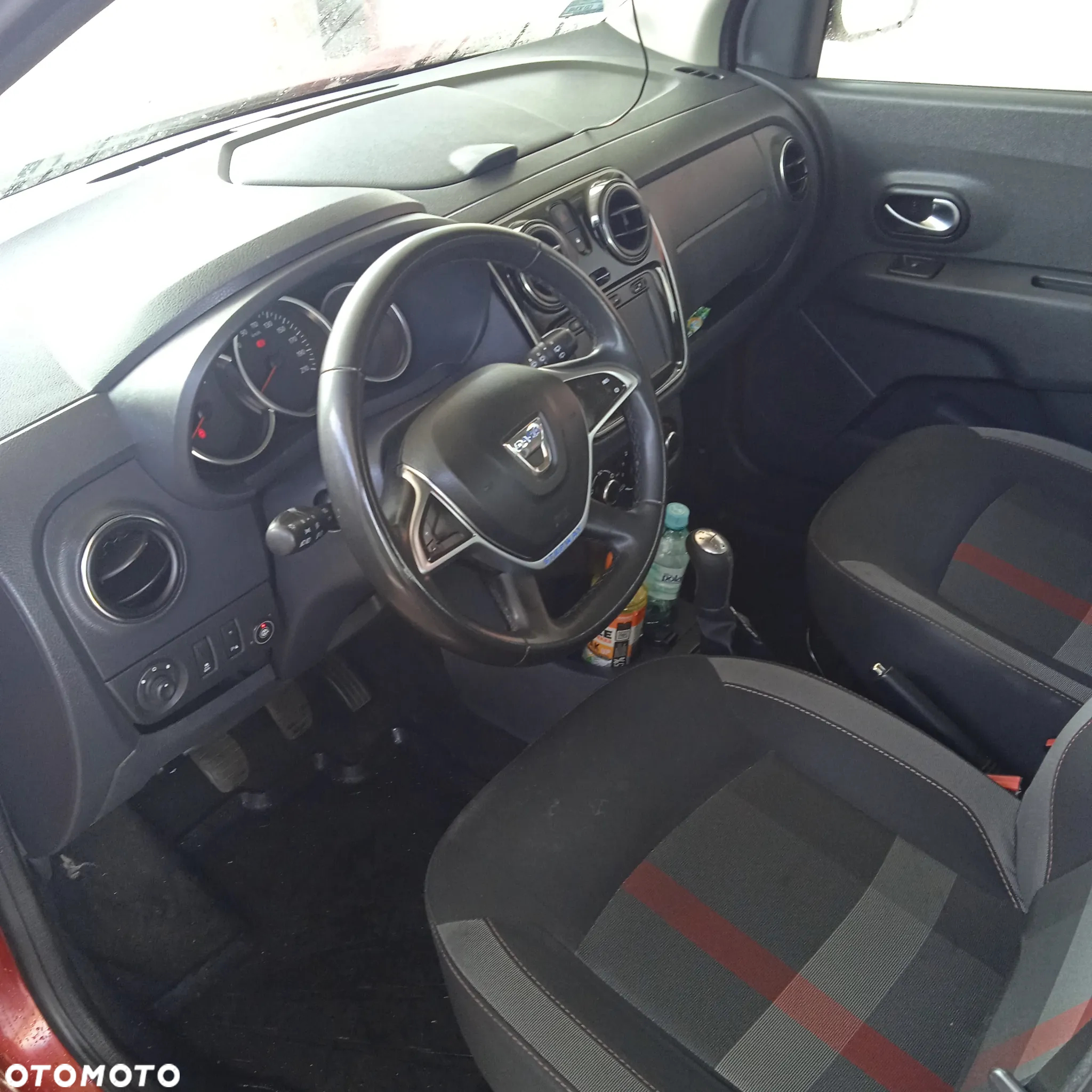 Dacia Lodgy 1.6 SCe Stepway S&S - 5