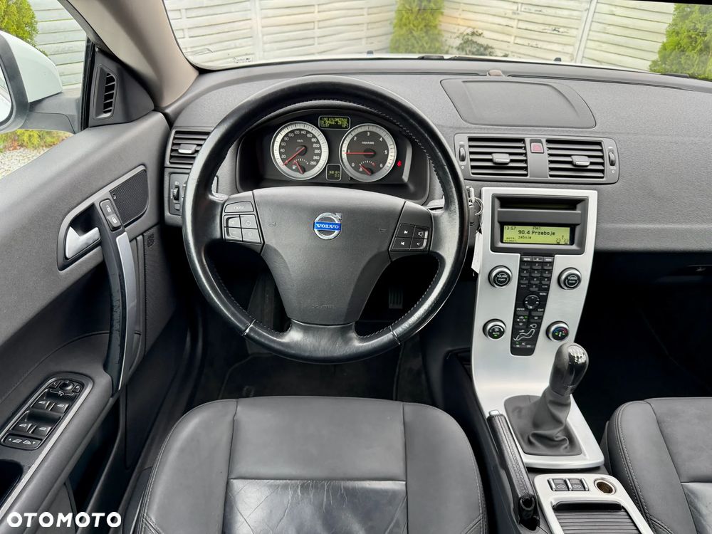 Volvo C70 2.0D Momentum - 6