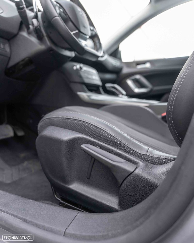 Peugeot 308 PureTech 130 GPF EAT8 Stop & Start Allure - 27