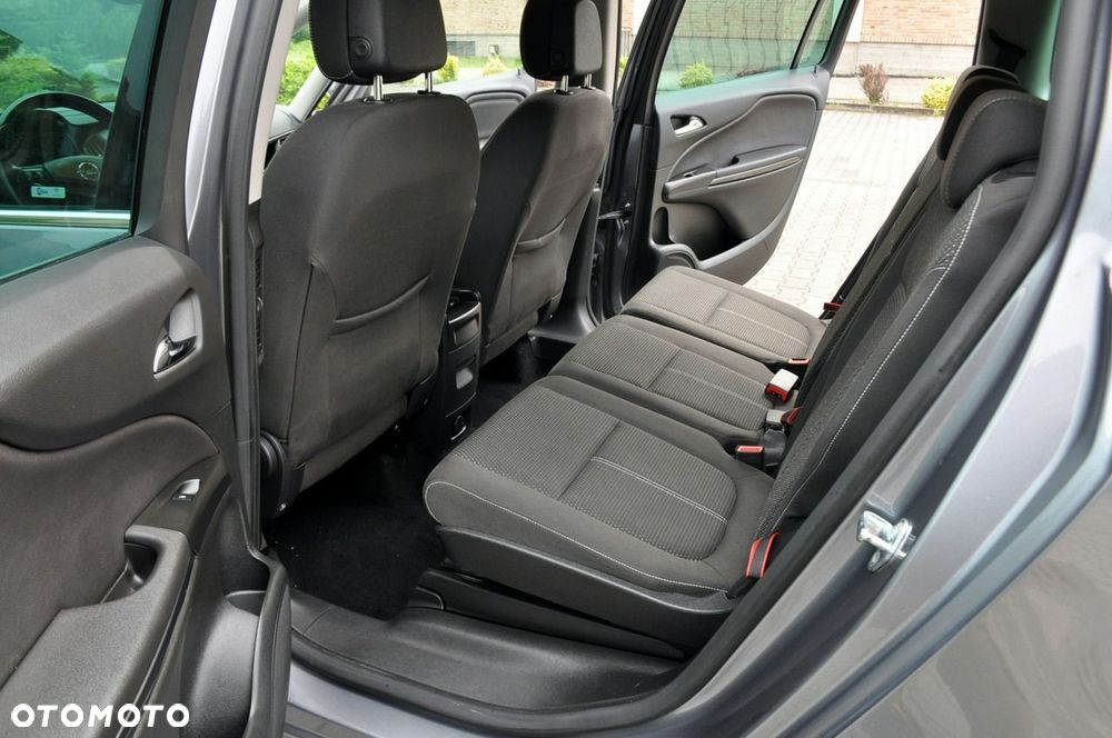 Opel Zafira - 20
