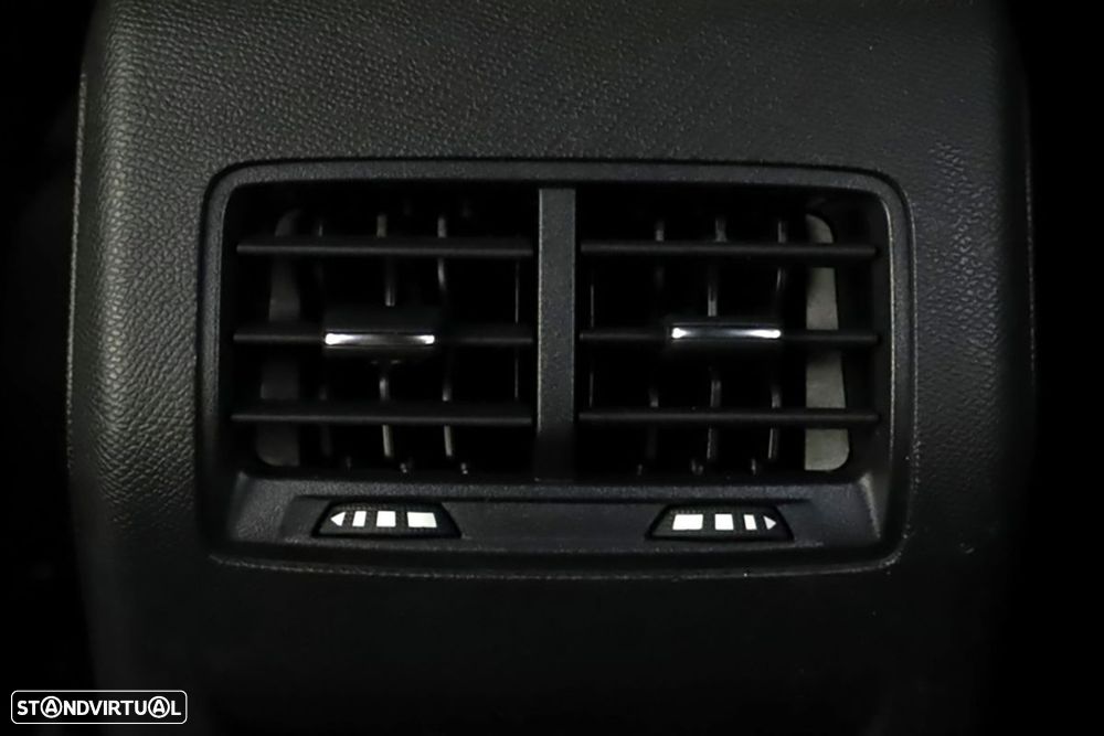 Peugeot 308 SW 1.2 PureTech GT EAT8 - 23