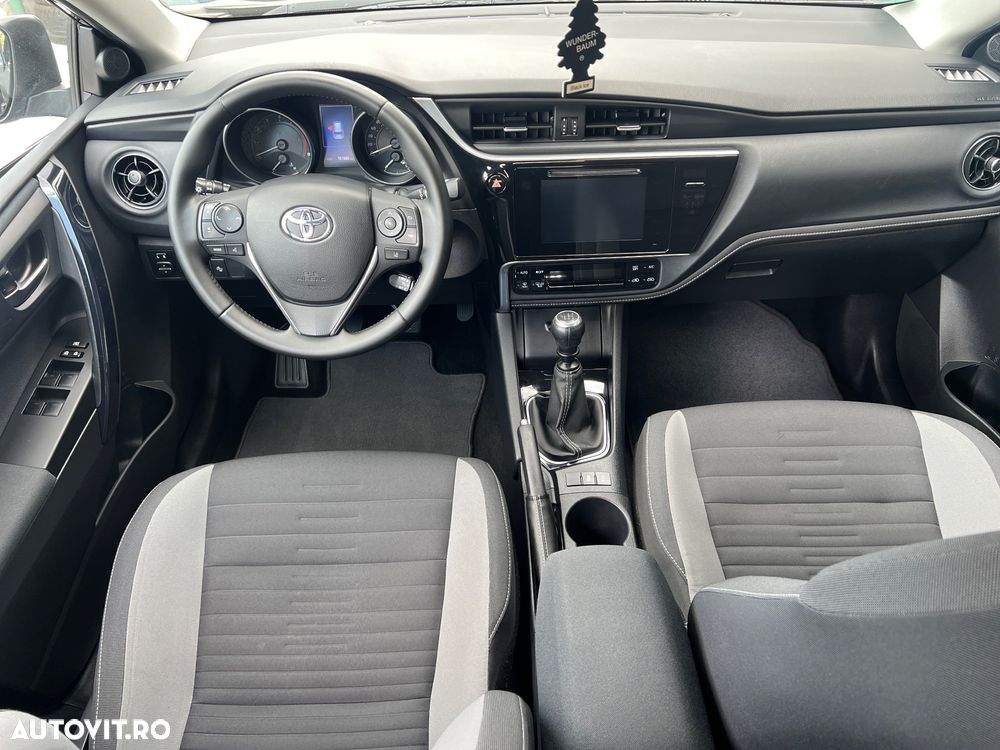 Toyota Auris 1.2 Turbo Comfort - 4