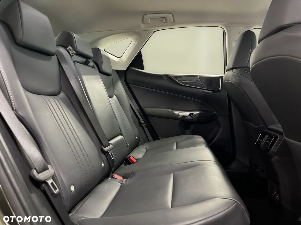 Lexus NX 350h Business AWD - 13
