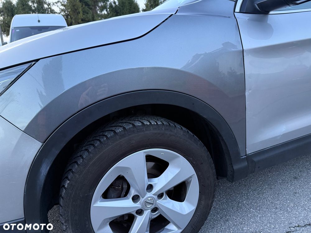 Nissan Qashqai 1.3 DIG-T TEKNA - 22