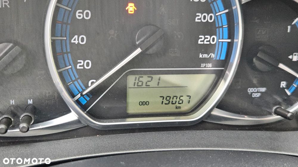 Toyota Yaris Hybrid 100 Dynamic - 7