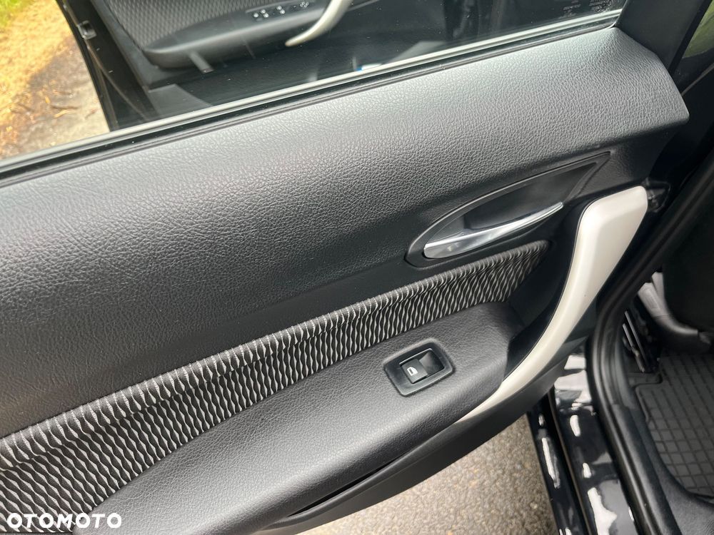BMW Seria 1 - 16
