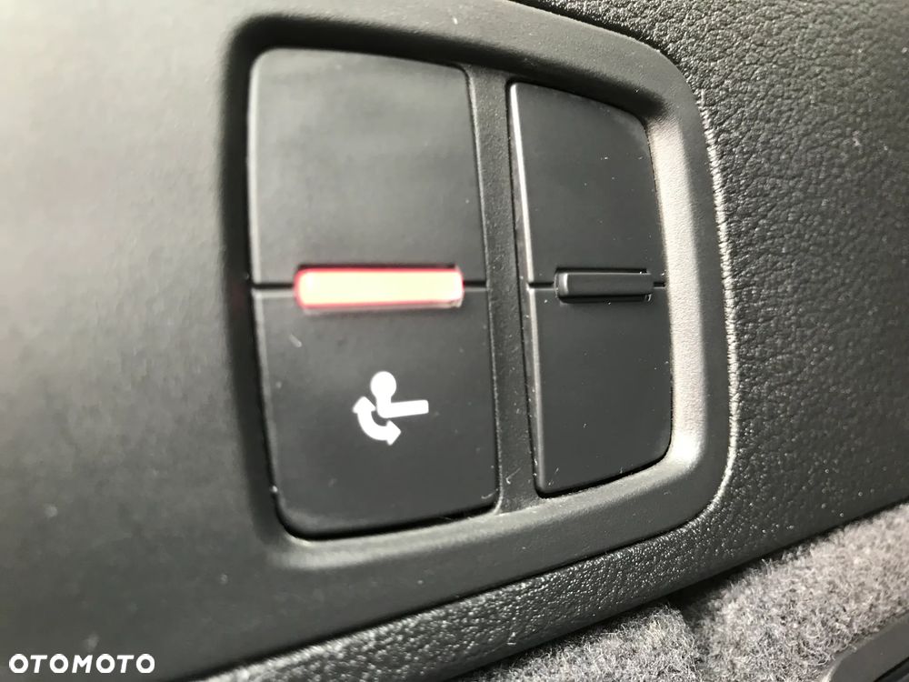 Audi Q5 2.0 TFSI Quattro Design S tronic - 38