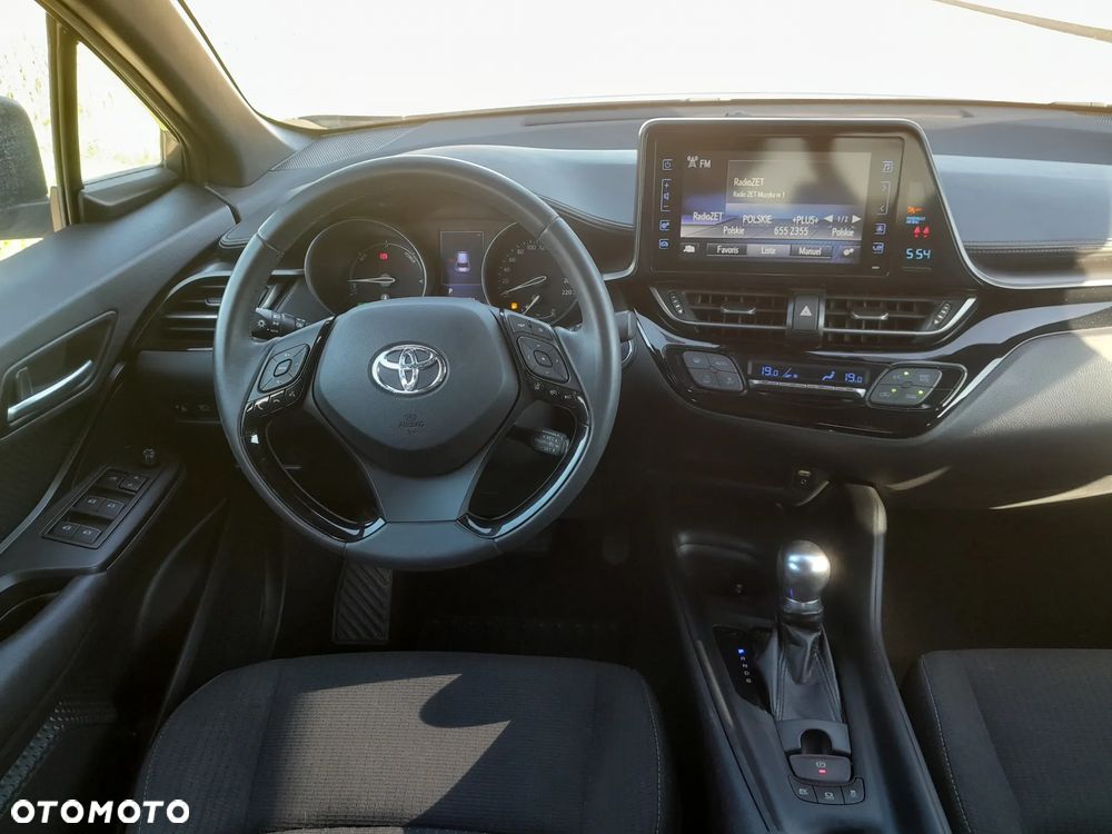 Toyota C-HR 1.8 Hybrid Prestige - 11