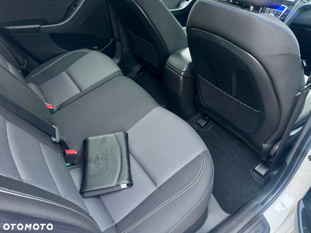 Hyundai i30 1.6 GDI BlueDrive Premium - 18