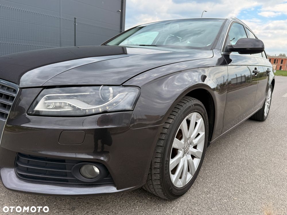 Audi A4 Avant 2.0 TDI Quattro - 16