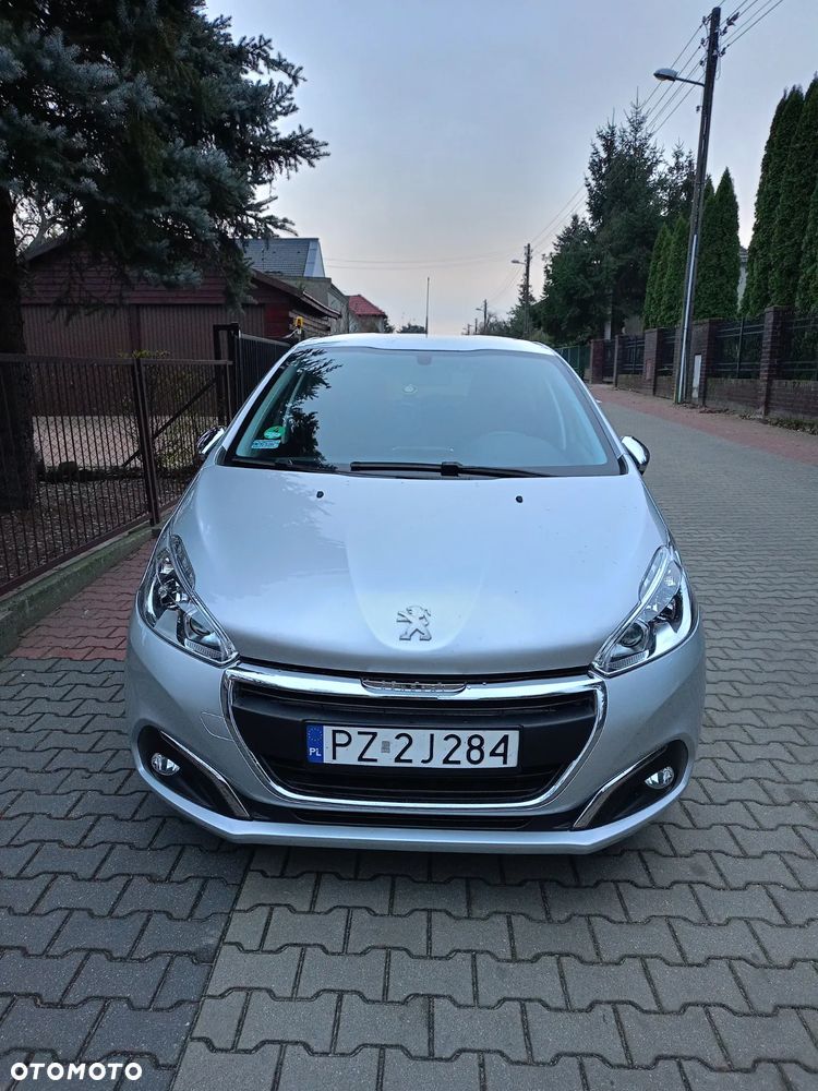 Peugeot 208 1.2 PureTech Style - 1
