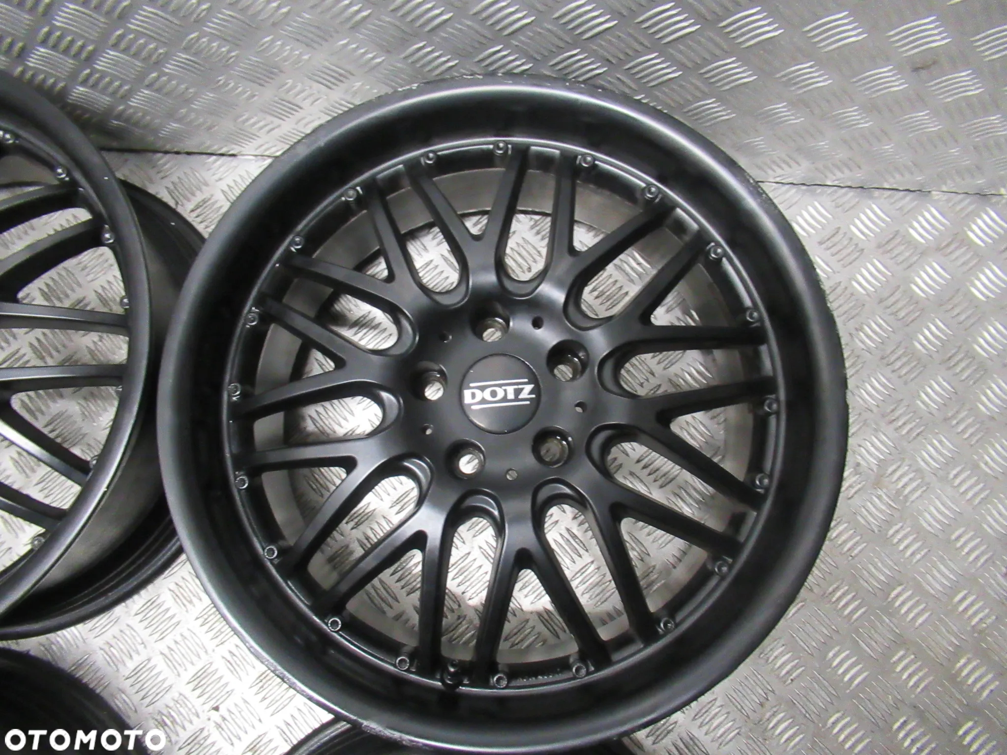 Felgi DOTZ Vw Audi Seat Skoda Mercedes 8Jx18 et35 5x112 - 3