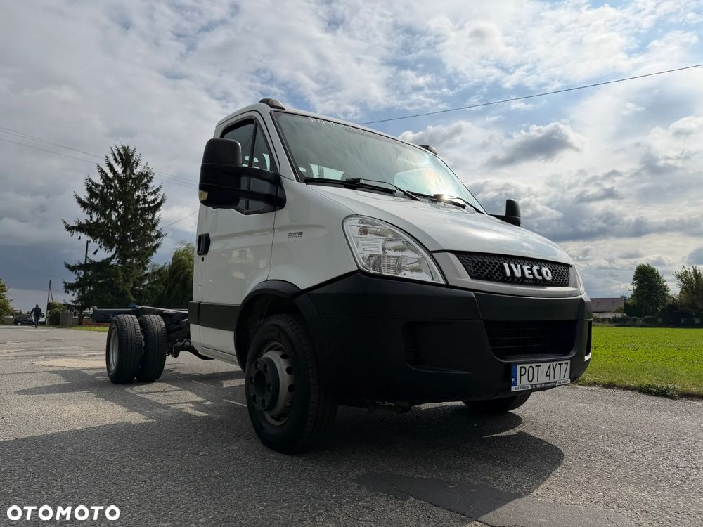 Iveco 60C18 * 3.0 / 180KM * Rama do zabudowy * Rozstaw osi: 3.45m * - 7
