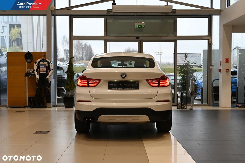 BMW X4 xDrive20i - 18