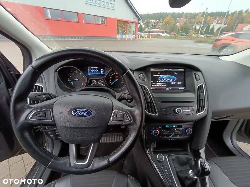 Ford Focus 1.0 EcoBoost Titanium - 13