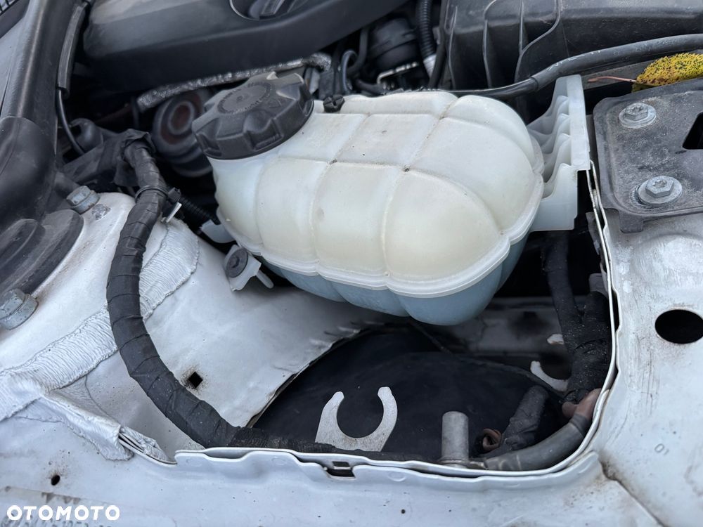 BMW Seria 1 - 13
