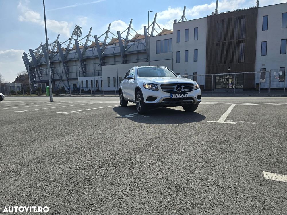 Mercedes-Benz GLC - 4
