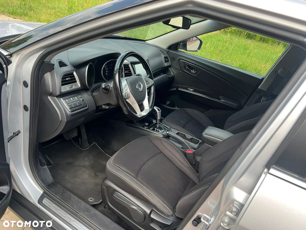 SsangYong/KGM Tivoli e-XDi 160 4WD Quartz - 5