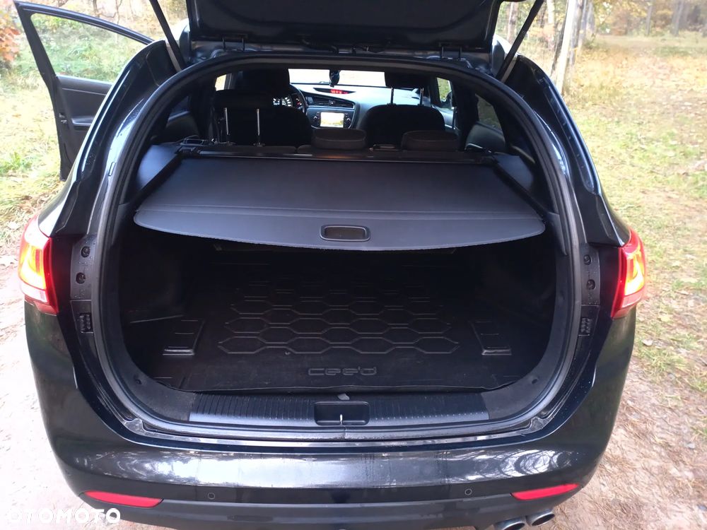 Kia Ceed 1.6 CRDi GT Line - 9