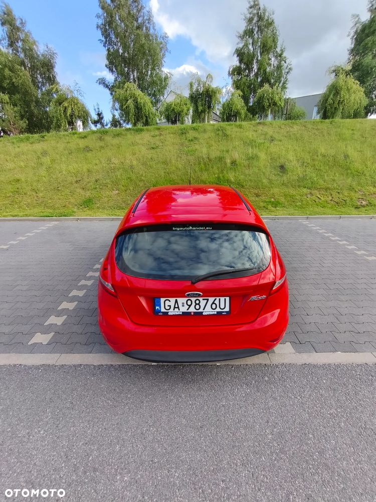 Ford Fiesta 1.25 Ambiente - 2