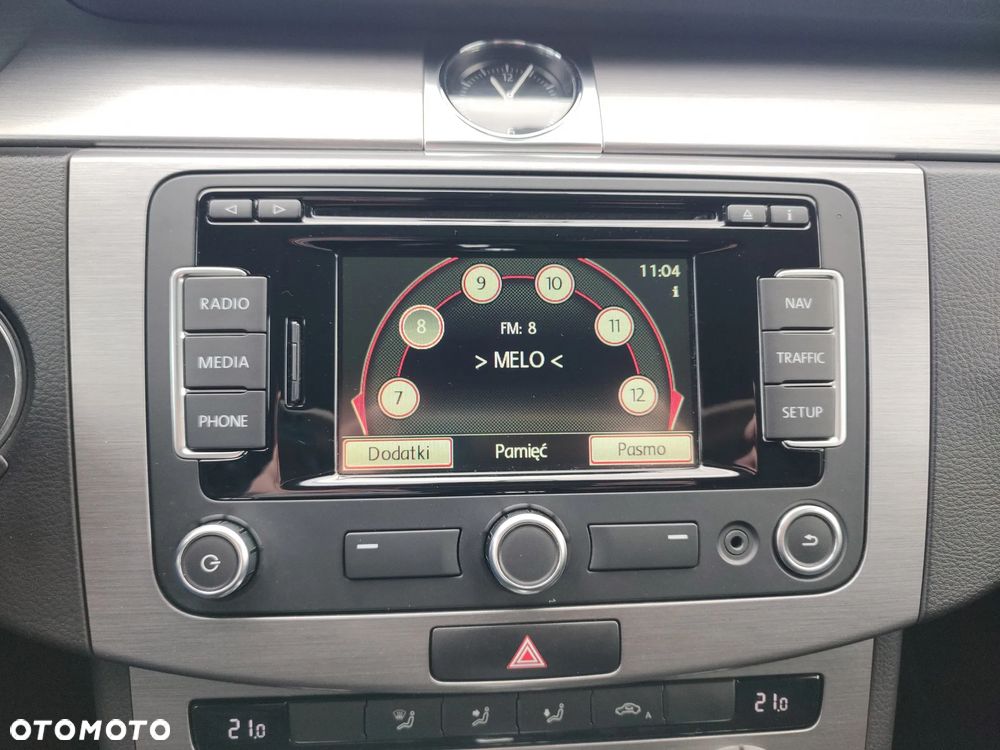 Volkswagen Passat 2.0 TDI Comfortline DSG - 12