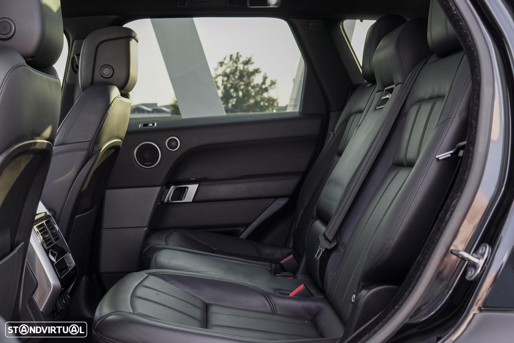 Land Rover Range Rover Sport P400e HSE Dynamic Stealth - 35