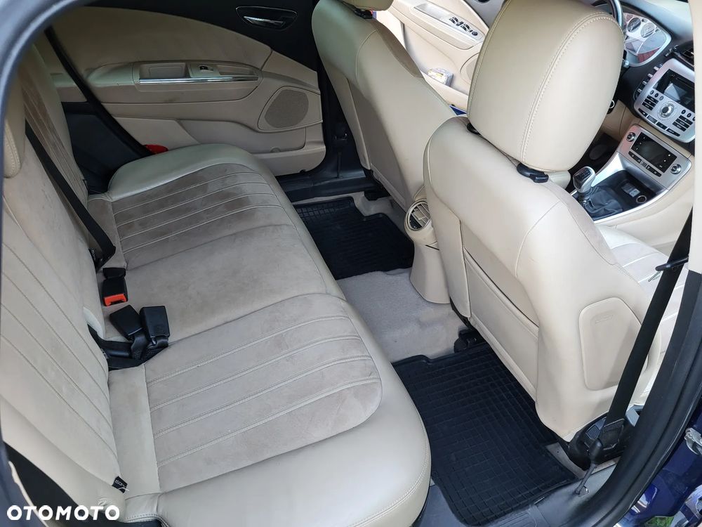 Lancia Delta 2.0 MultiJet 16v Oro - 13