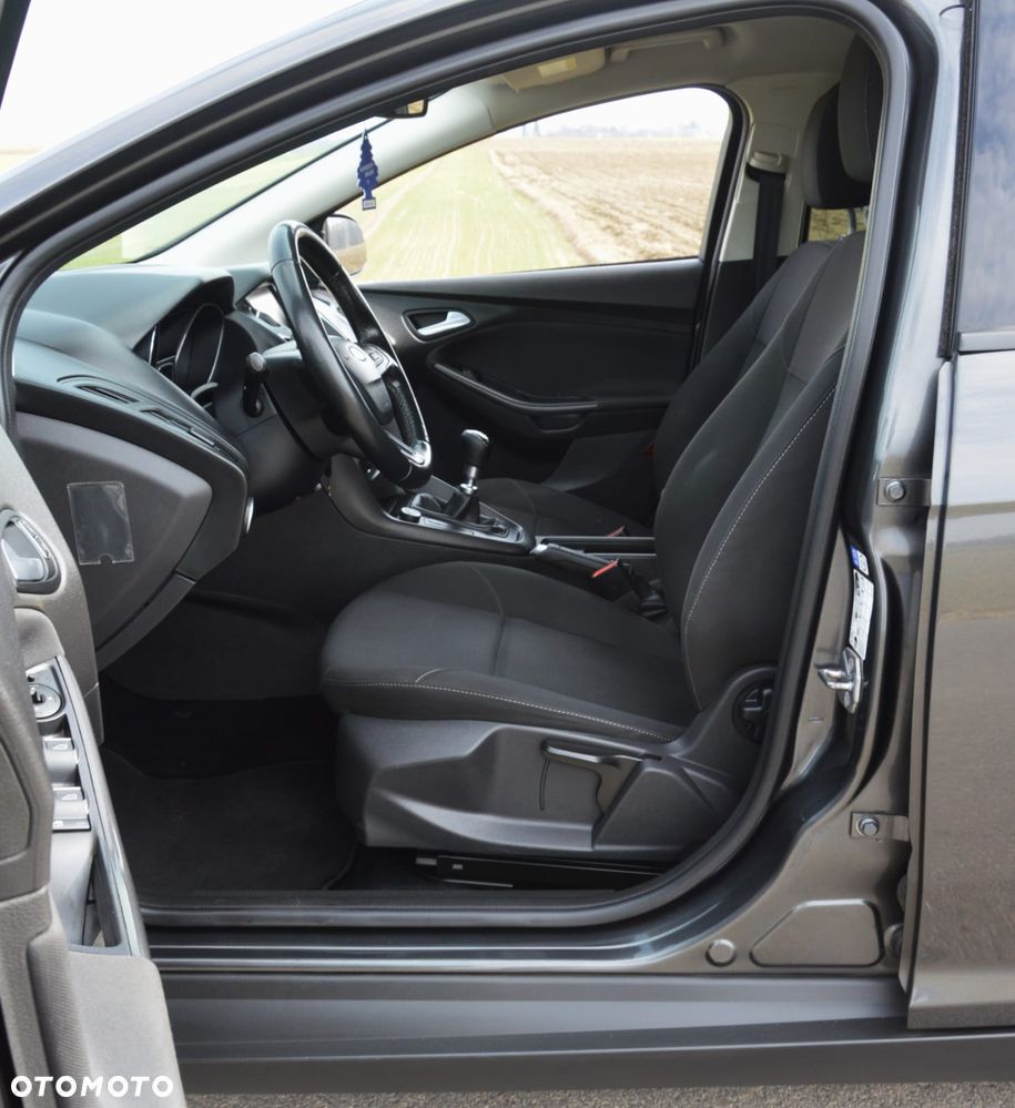 Ford Focus 1.5 TDCi Trend - 16