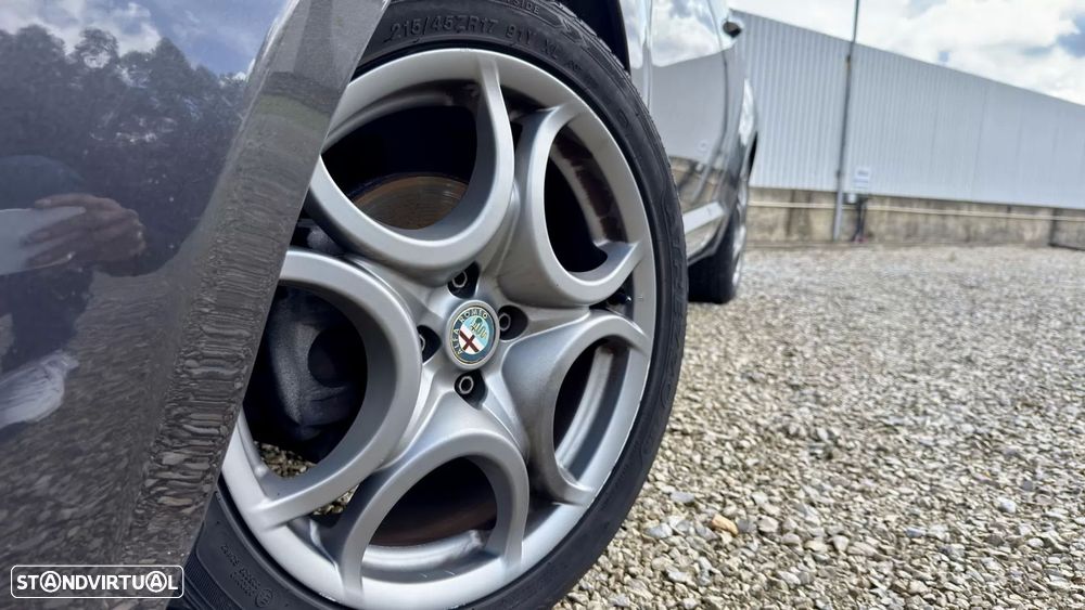 Alfa Romeo MiTo 1.6 JTD Distinctive - 3