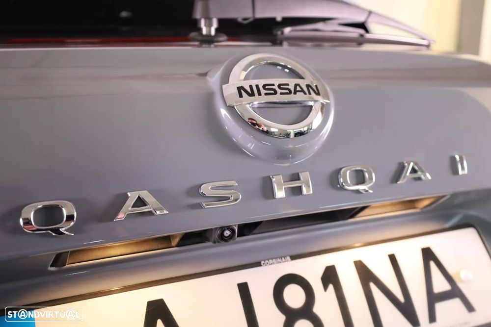 Nissan Qashqai 1.3 DIG-T N-Connecta LED+TT+SKY - 19