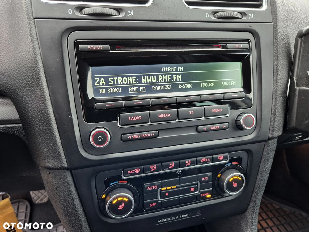 Volkswagen Golf 1.6 TDI BlueMot Comfortline - 34