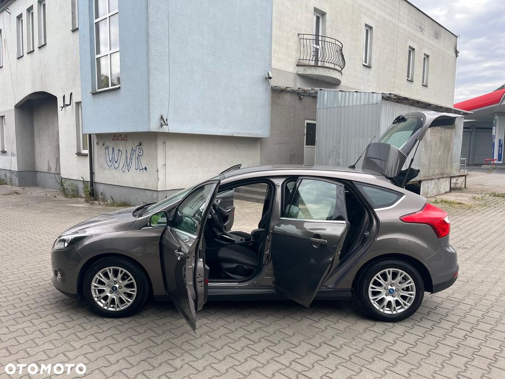 Ford Focus 1.6 TDCi DPF Titanium - 19