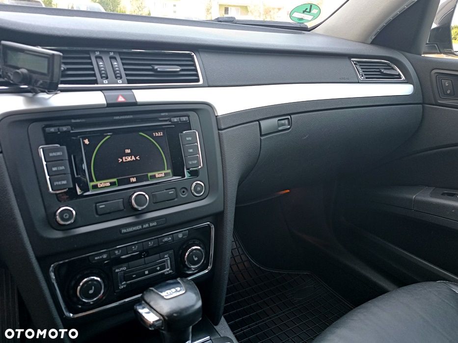 Skoda Superb 2.0 TDI DSG Exclusive - 34