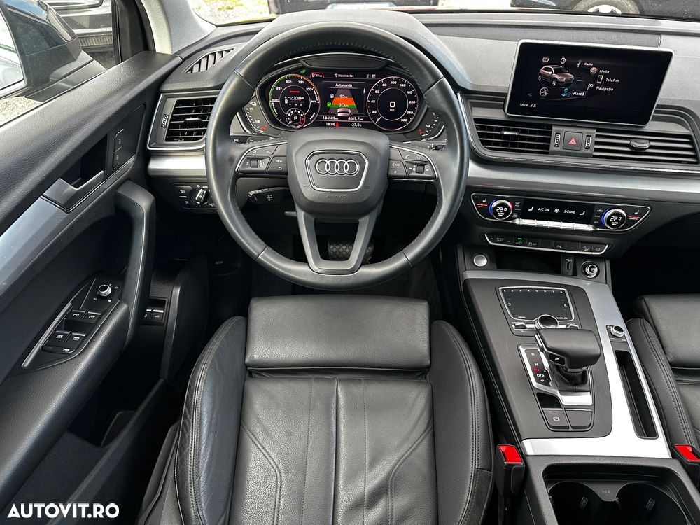 Audi Q5 55 TFSI e quattro S tronic - 8
