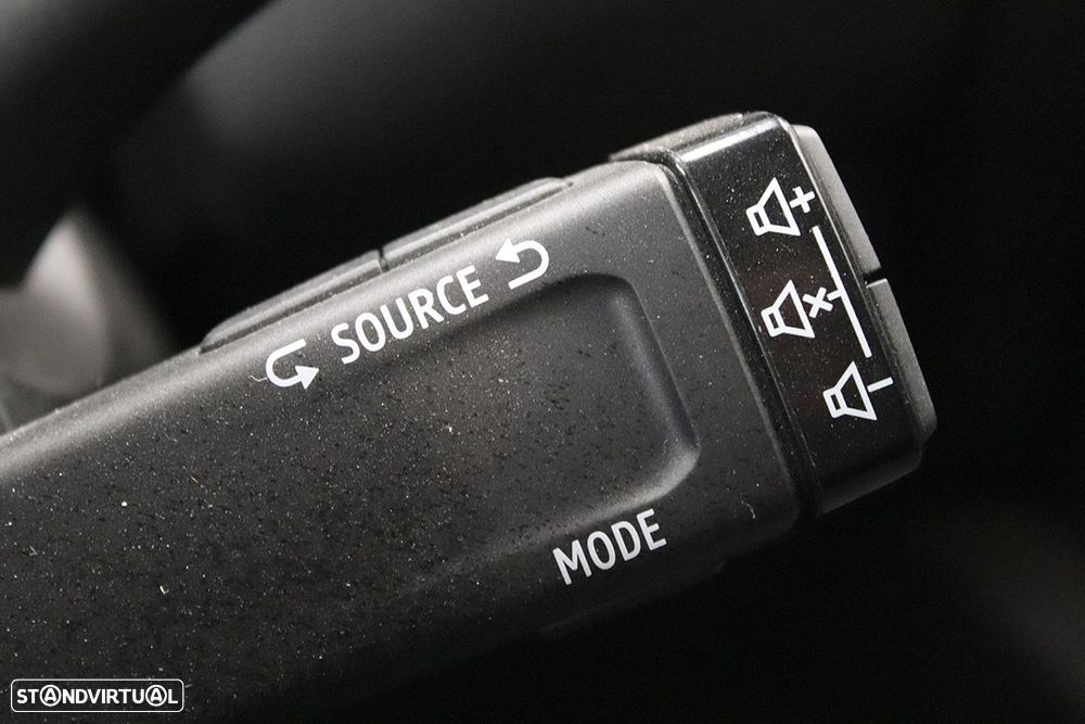 Renault Captur 1.0 TCe Techno Bi-Fuel - 19