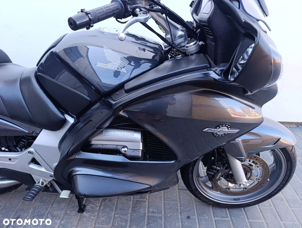 Honda ST - 31