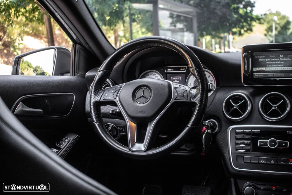 Mercedes-Benz A 180 d 7G-DCT Style — fotografia 30