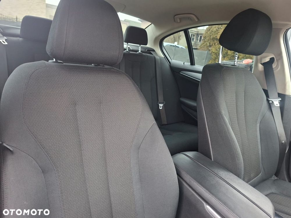 BMW Seria 5 520d Efficient Dynamics Edition - 18