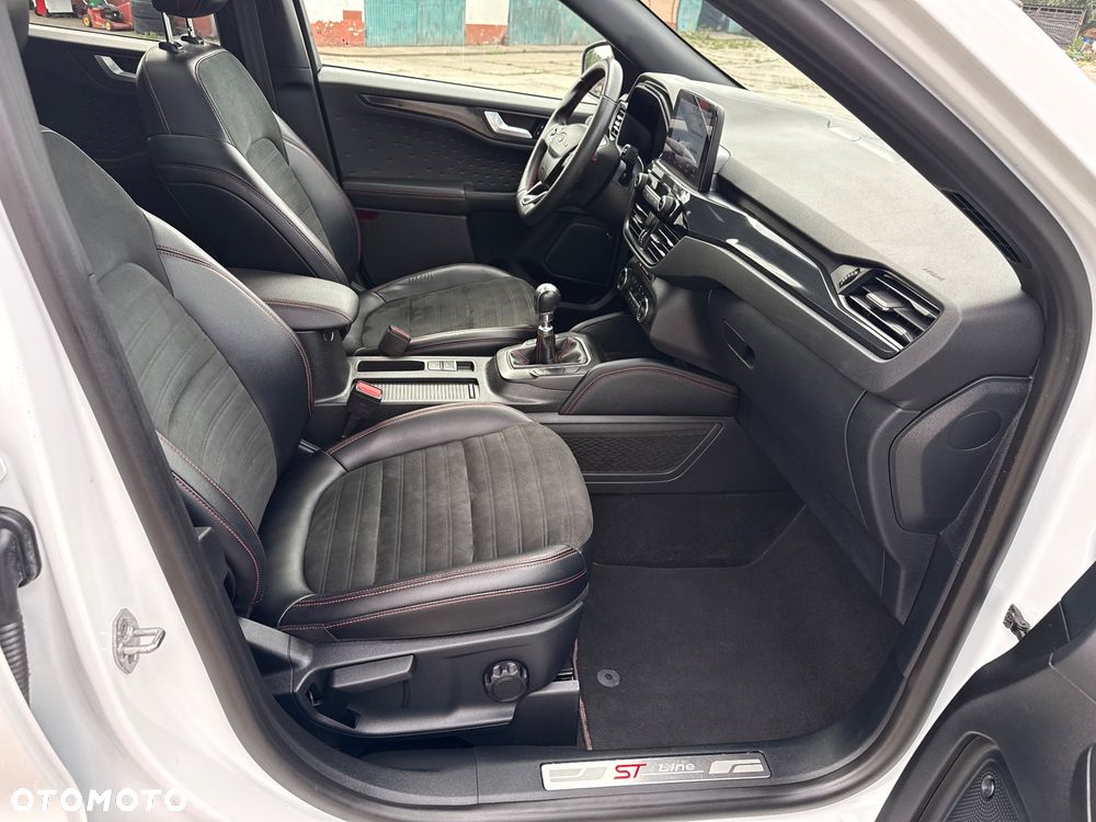 Ford Kuga 2.0 EcoBlue Hybrid ST-LINE X - 16
