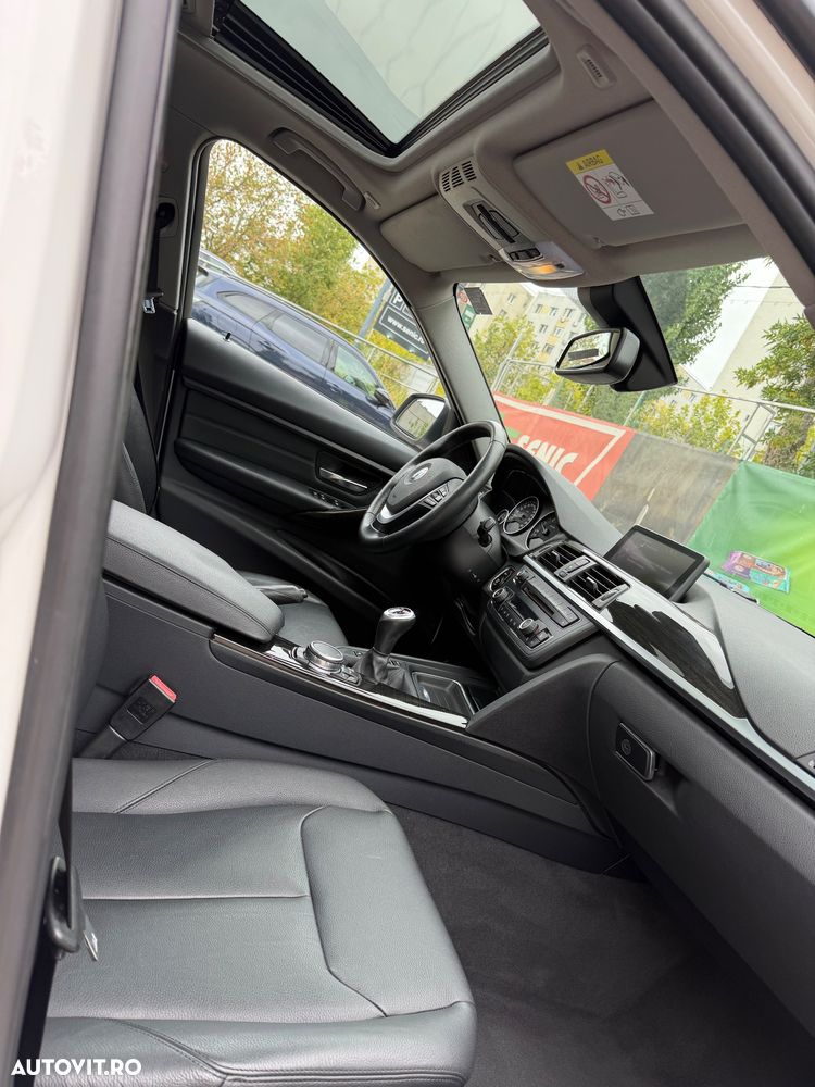 BMW Seria 3 320d - 17