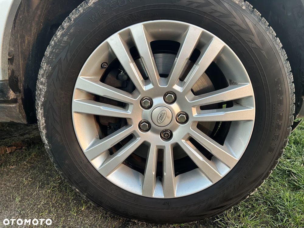 Land Rover Discovery 3.0 Si6 HSE Luxury - 27