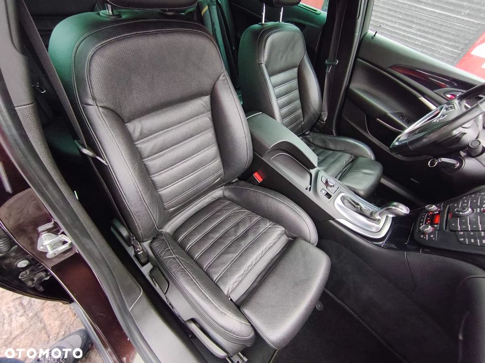 Opel Insignia 2.0 T Cosmo 4x4 - 15